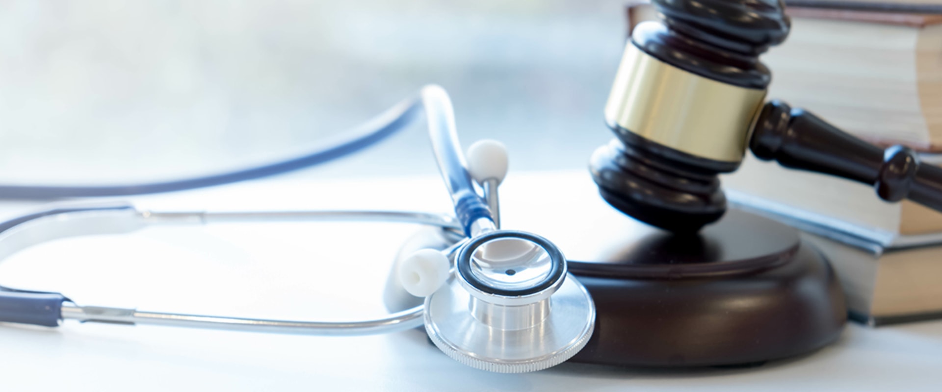 The Role of a Medical Malpractice Lawyer in Protecting Your Rights